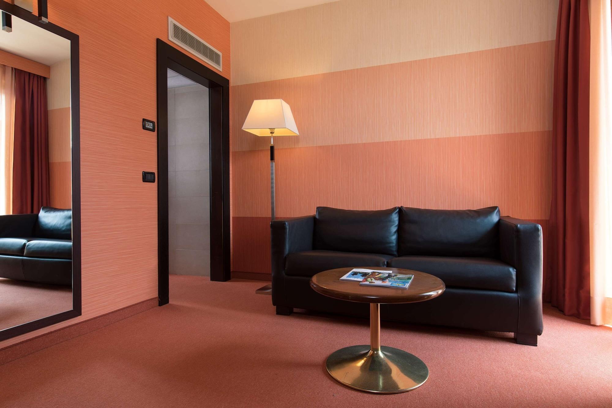Best Western Gorizia Palace Ngoại thất bức ảnh