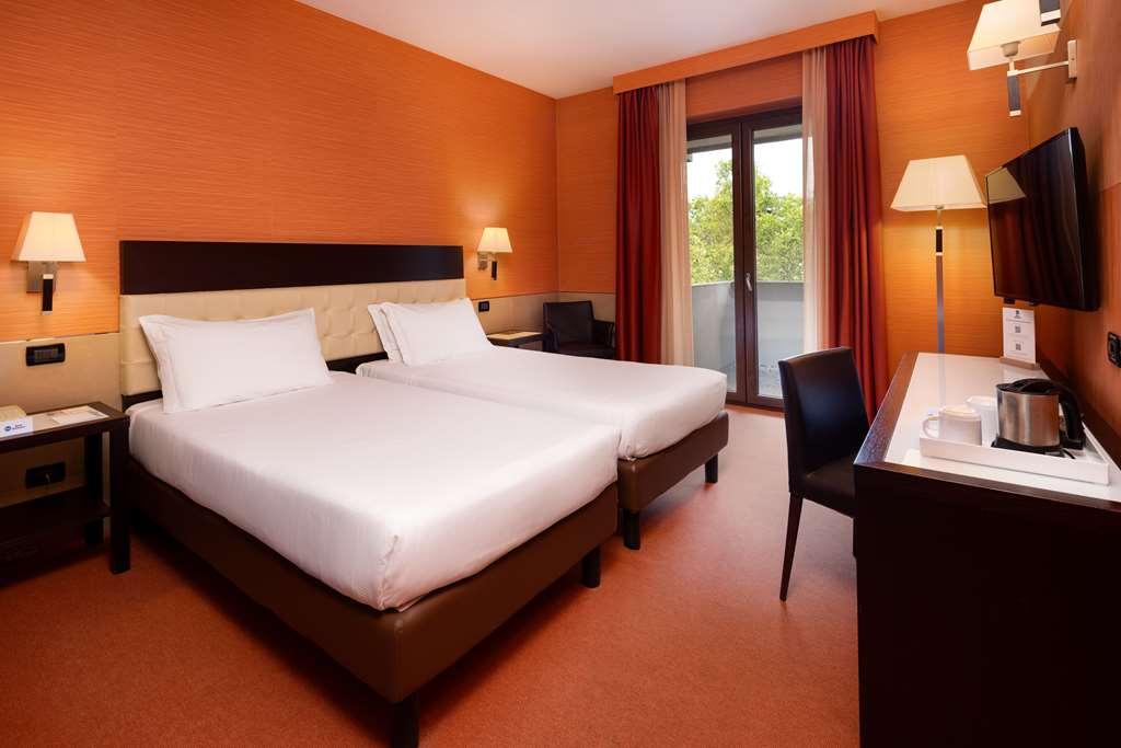Best Western Gorizia Palace Phòng bức ảnh